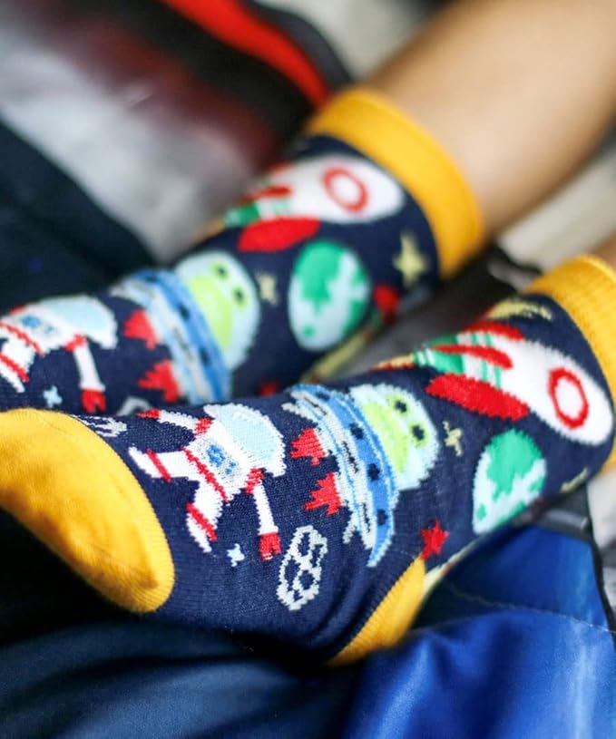 Jefferies Socks Boys Fashion Novelty Dinosaur Stripes Pattern Variety Crew Socks 9 Pair Pack